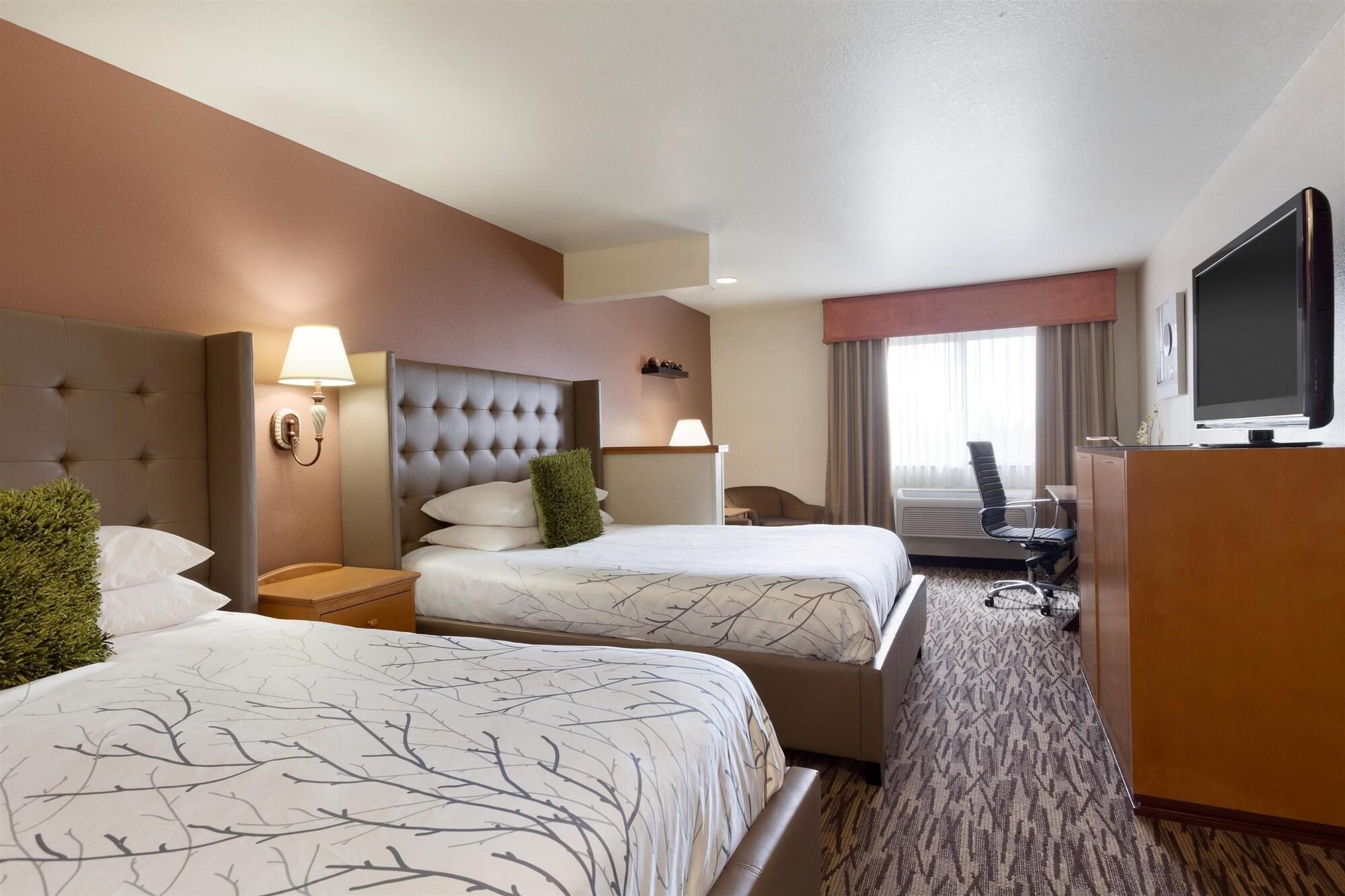 Best Western Plus Peppertree Airport Inn Эруэй-Хайтс Экстерьер фото