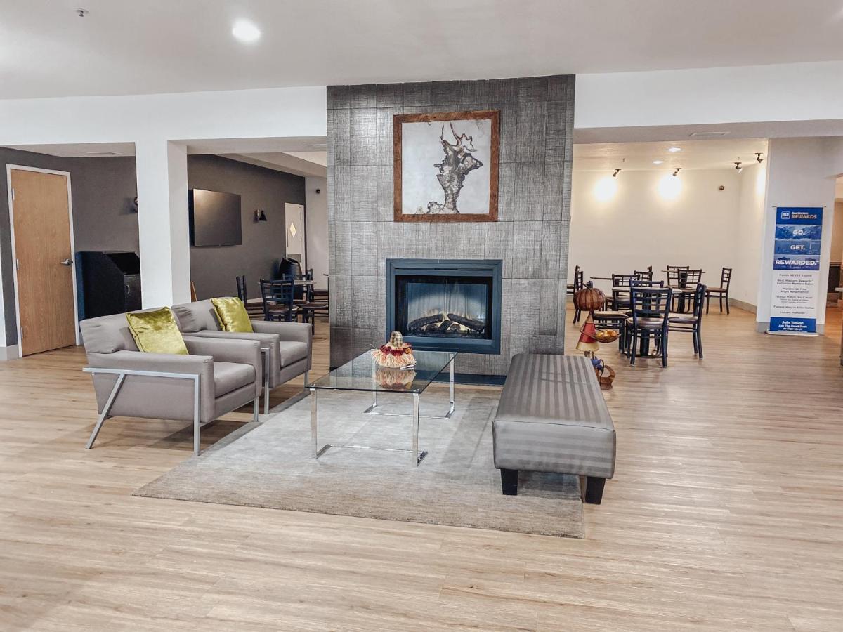 Best Western Plus Peppertree Airport Inn Эруэй-Хайтс Экстерьер фото