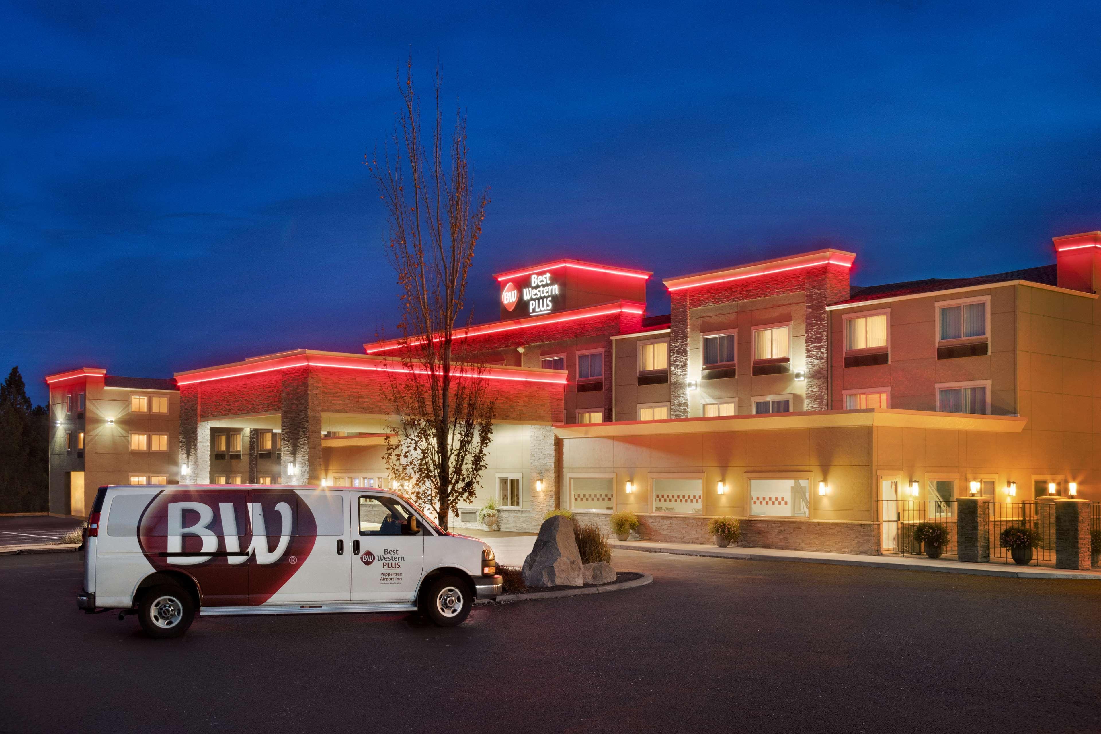 Best Western Plus Peppertree Airport Inn Эруэй-Хайтс Экстерьер фото