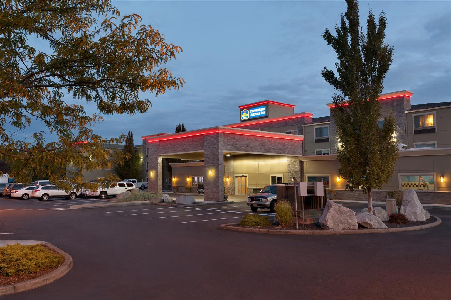 Best Western Plus Peppertree Airport Inn Эруэй-Хайтс Экстерьер фото